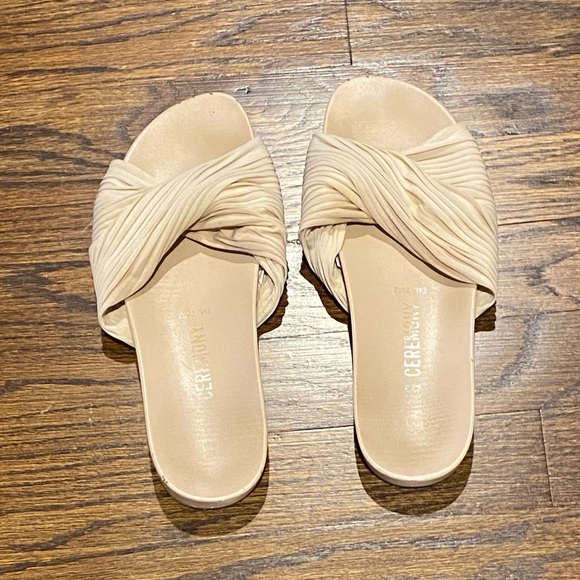 Opening Ceremony Paulyna Slides - Picture 4 of 8